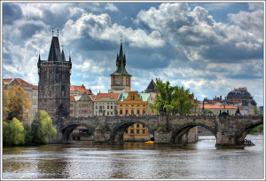 87324492_2222299_karlov_most_praga_1[1]