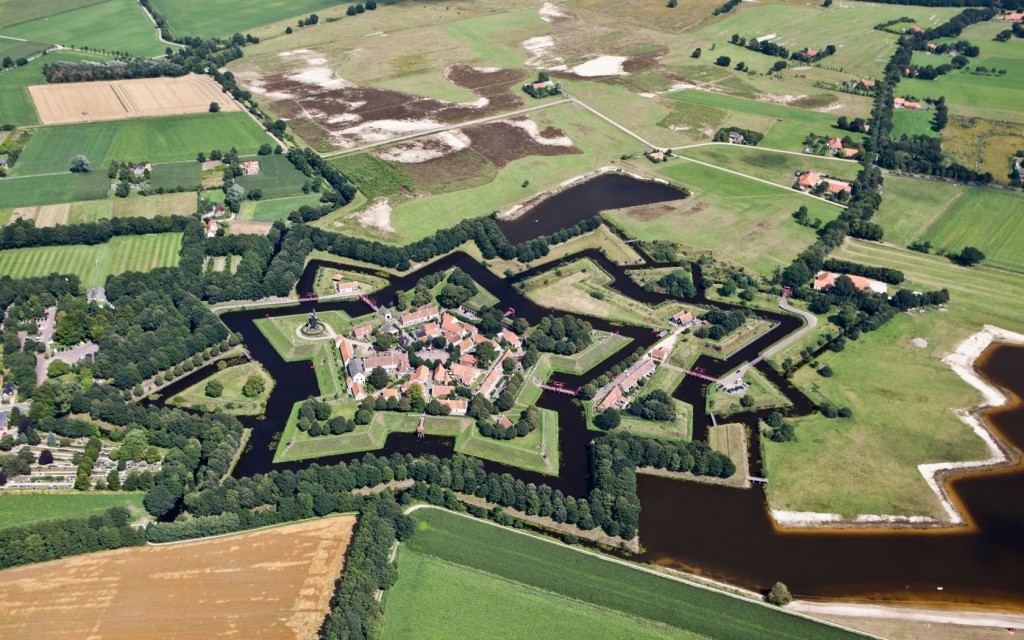 8-Bourtange-CYF058-1680x1050[1]